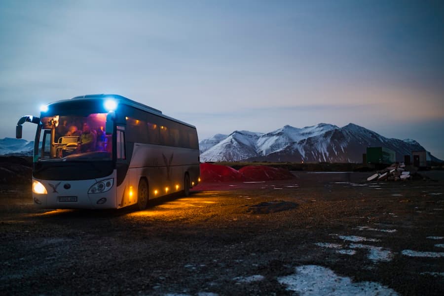 Luxury AC Tourist Coach / Bus on per kilometer rental tariff in Jaipur